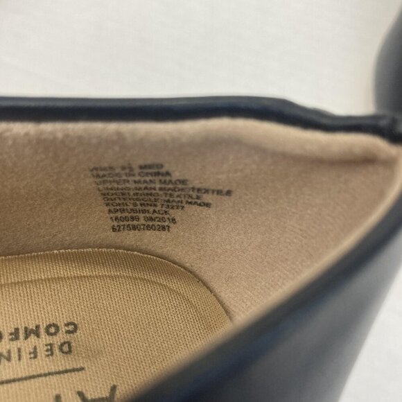 NEW Womens Size 9.5 Pointed Toe Heels Comfort Pumps Black Gold Detail Classic - Picture 8 of 10